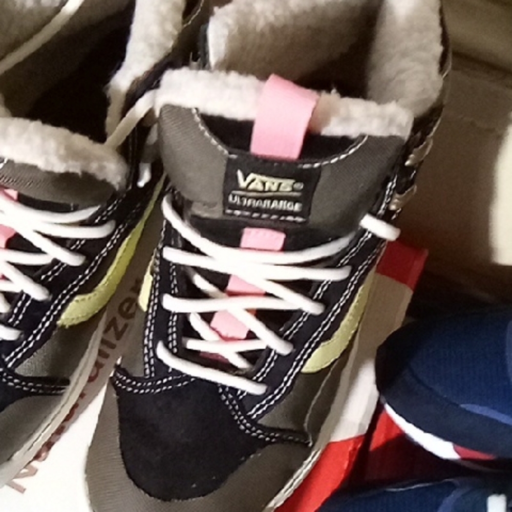 Vans Black and Pink Sneakers with Signature Style